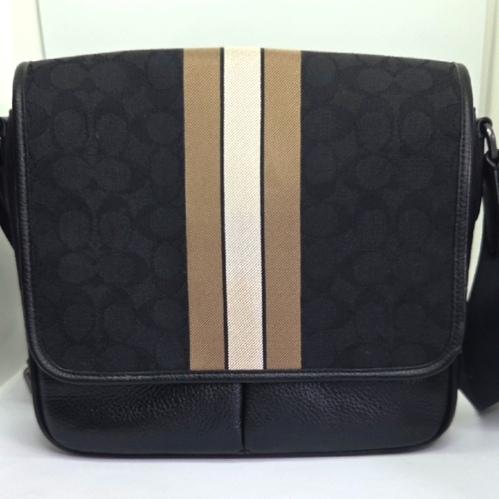 Coach Thompson Small Map Bag Signature Jaquard Black and Tan Stripe Men's Bag